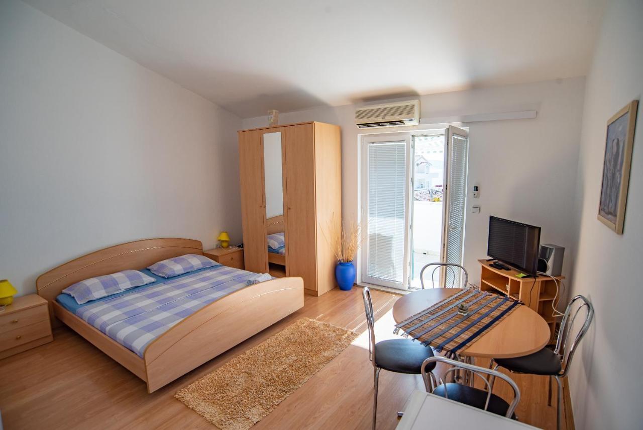 Apartments By The Sea Sumpetar, Omis - 2808 Ngoại thất bức ảnh