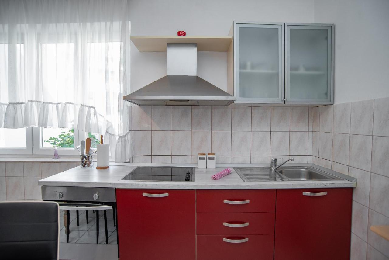 Apartments By The Sea Sumpetar, Omis - 2808 Ngoại thất bức ảnh